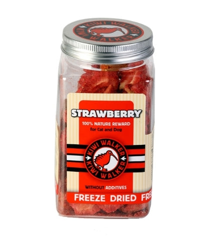 KIWI WALKER Freeze Dried Grain Free Snack Strawberry Dog Treats - 25G